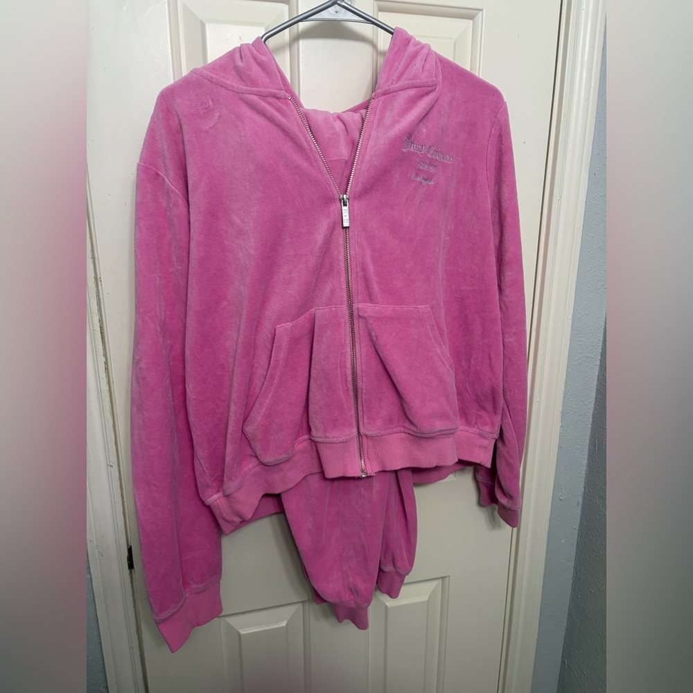Juicy Couture X Forever 21 Pink Velour Hooded Zip-Up Jacket and Pants Set
